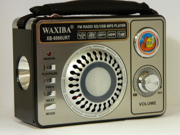 Radio portabil WORLD RECEIVER WAXIBA XB-6066URT